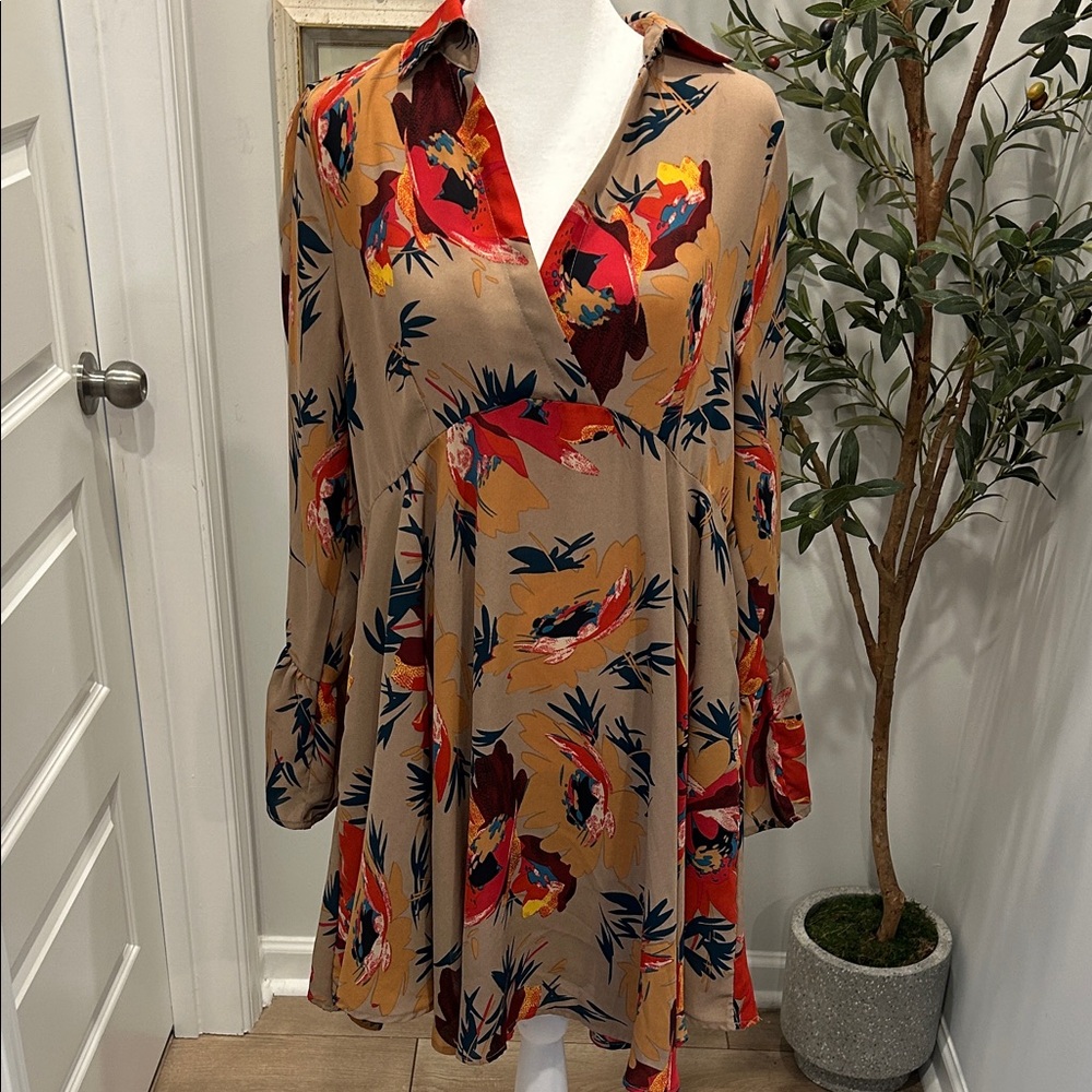 Umgee Floral V-Neck Swing Tunic Dress in Camel with Red & Navy